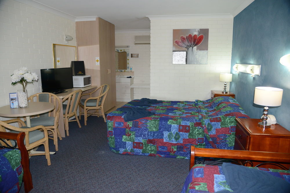 Cameo Inn Motel West Wyalong Εξωτερικό φωτογραφία